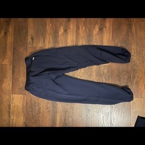 Figs navy size small jogger scrubs